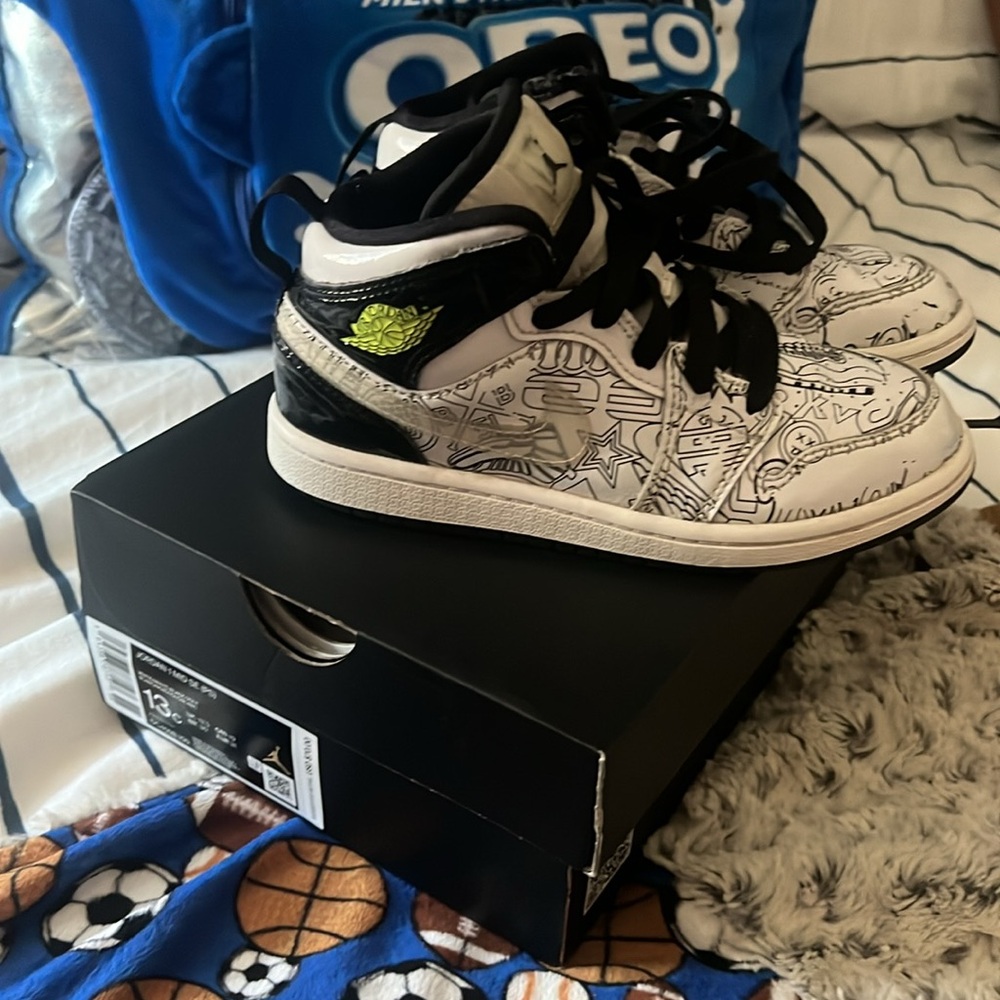 Nike Air Jordan Kia size 13c in used condition